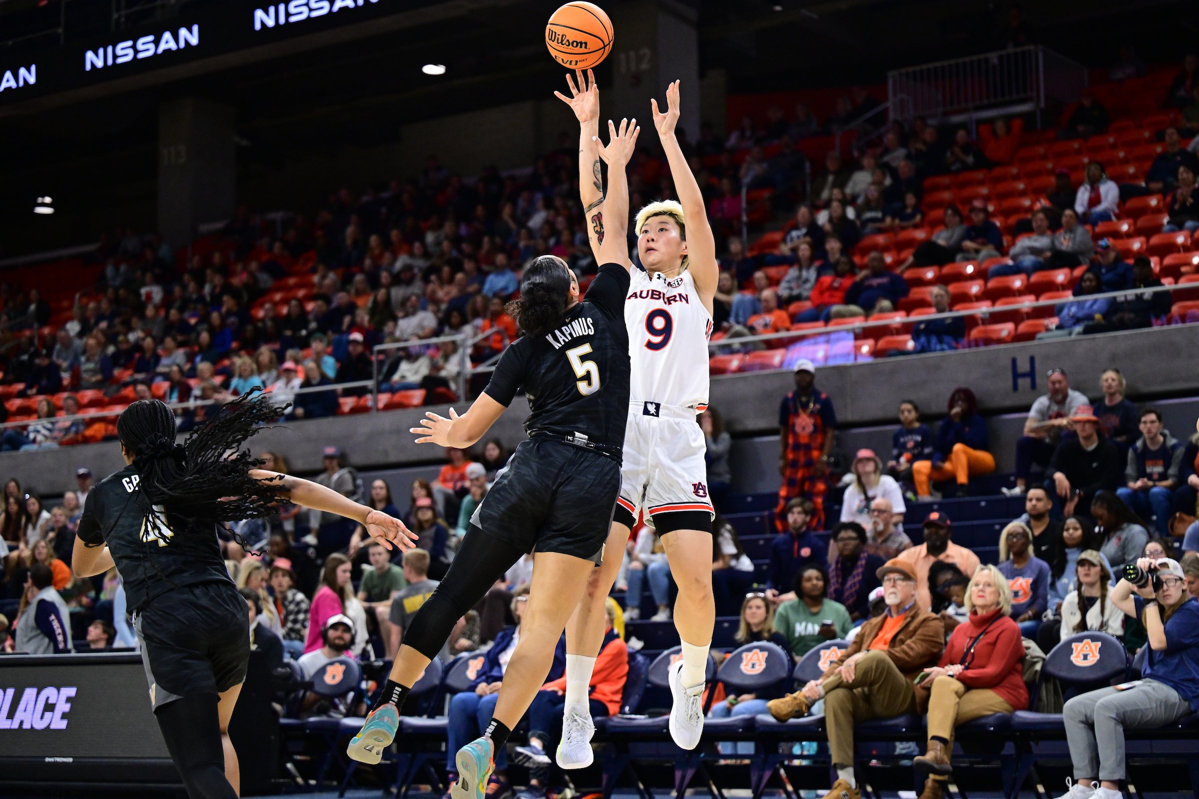 征戰(zhàn)NCAA！鄧雨婷：不太喜歡被稱為“李夢接班人” 未來想進WNBA