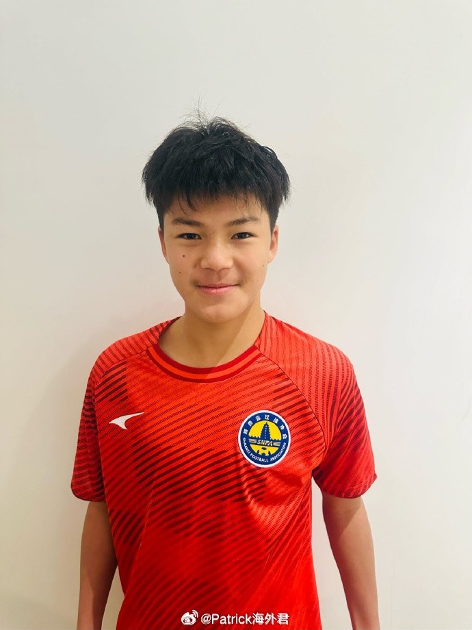 博主：劉凱源本賽季西班牙加泰U16優(yōu)選聯(lián)賽首發(fā)18次，已打入9球