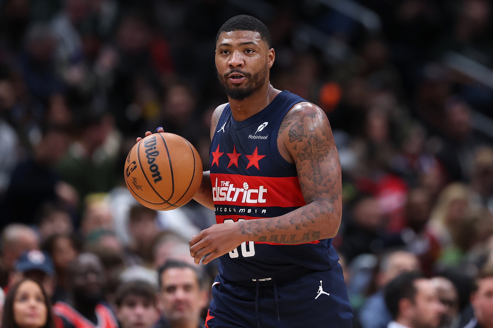 DPOY！斯瑪特6投4中得10分2助1斷 末節(jié)造犯規(guī)+切球改變局勢